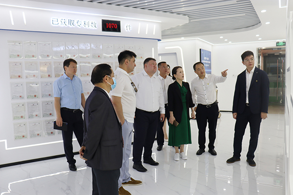 吉尔吉斯斯坦玛纳斯国际机场集团公司、吉尔吉斯邮政股份有限公司到访云顶(中国)yunding·官方网页版,