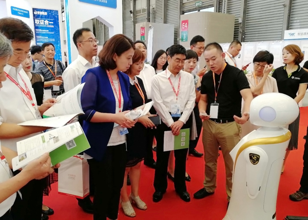  云顶(中国)yunding·官方网页版,同时亮相成都交通展和上海国际智慧通关研讨暨博览会