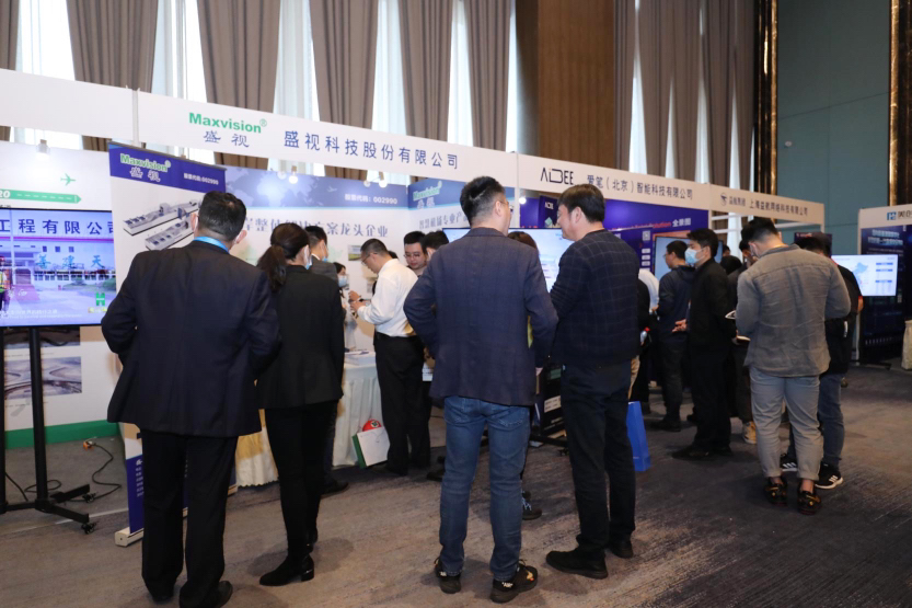 云顶(中国)yunding·官方网页版,同步出席中国自贸区和海关特殊监管区域建设及产业论坛、全国民航“互联网+”智慧机场建设发展高峰会及中国国际技术进出口交易会